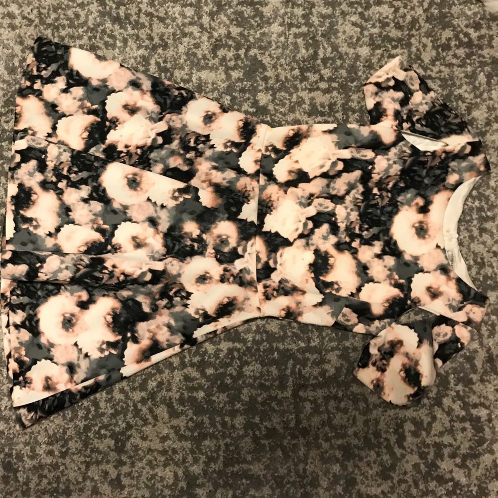 Super cute party dress!